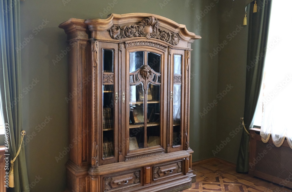 19th century antique bookcase 19th century antique bookcase