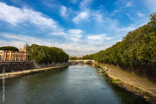 Tiber River in Rome downtown - Bridge Umberto I © Alberto Masnovo