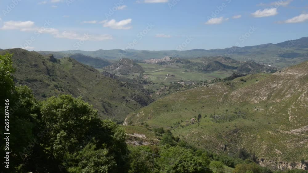 the village of sperlinga and its territory in central Sicily the village of sperlinga and its territory in central Sicily