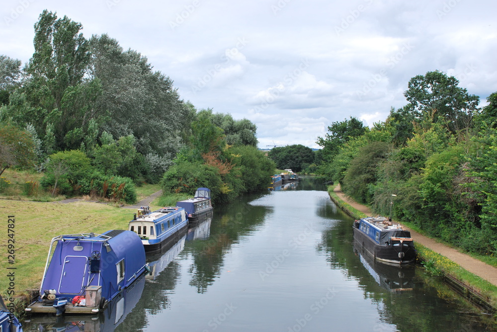 View of the Grand Union Canal near Northolt
