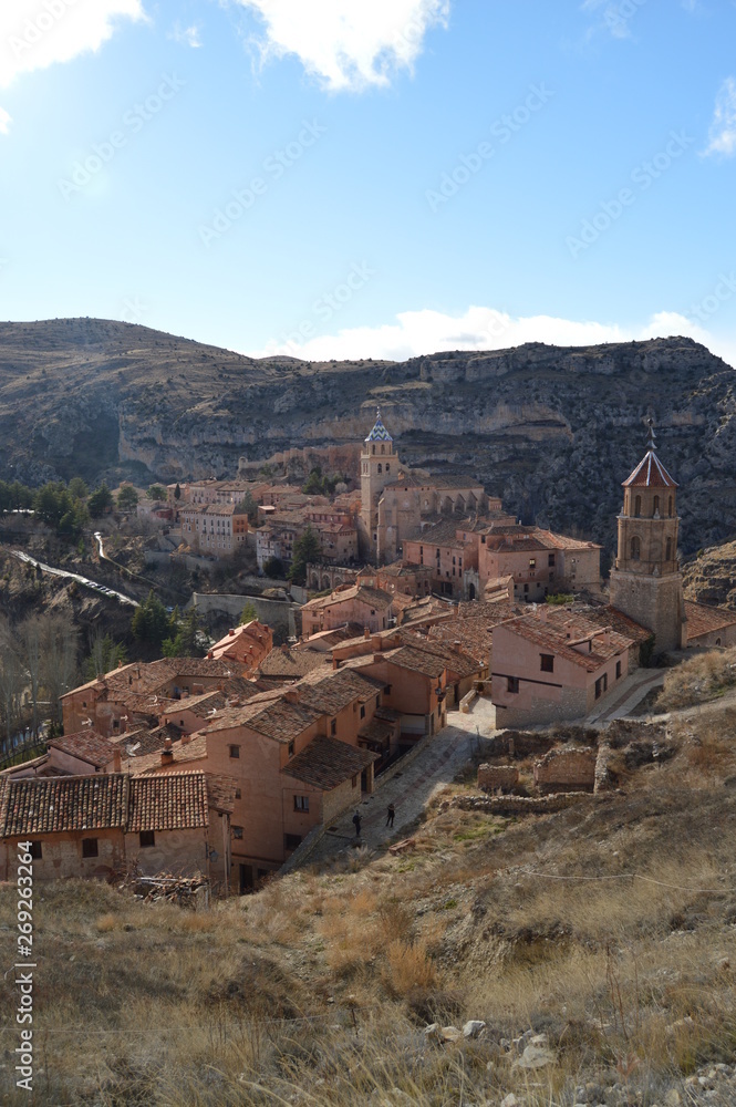 Obraz premium December 28, 2013. Albarracin, Teruel, Aragon, Spain. Medieval Villa Albarracin With The Cathedral In The Background Seen From The Castle. History, Travel, Nature, Landscape, Vacation, Architecture.