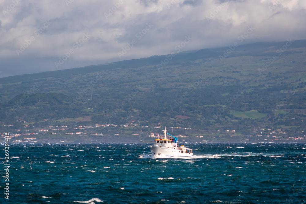 ferry in Faial island