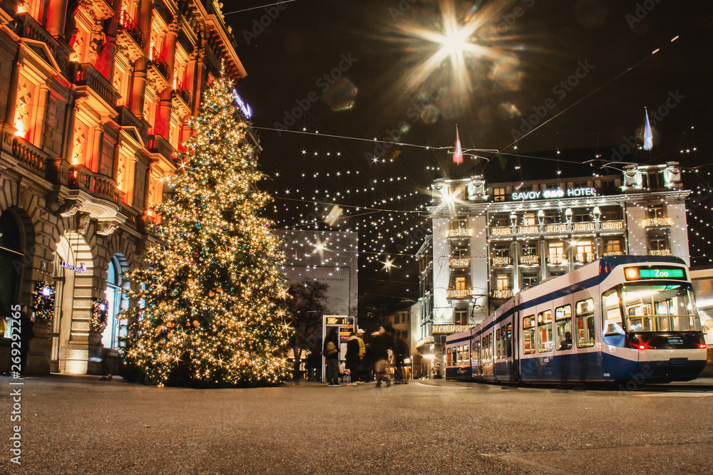 Naklejka premium Weihnachten am Paradeplatz
