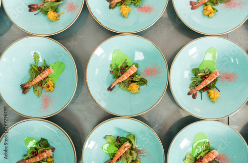 set of dishes
