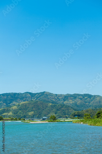 Wallpaper Mural  5月の仁淀川 Torontodigital.ca