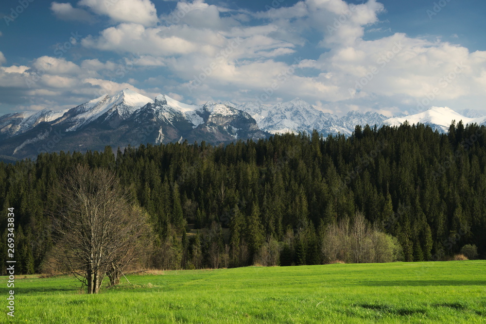 Mountains Mountains