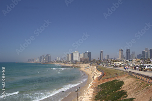 Tel Aviv Strand Hochhäuser Israel © LudewigPhotography