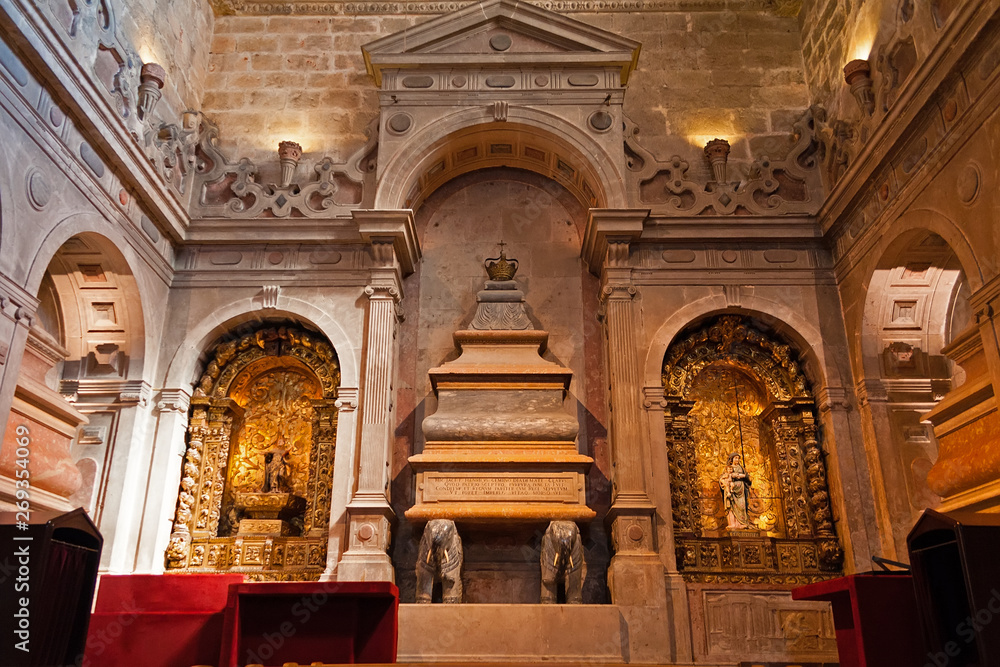 Fototapeta premium Lisbon, Portugal. Tomb of King Dom Henrique I at Jeronimos Monastery or Abbey aka Santa Maria de Belem. UNESCO World Heritage Site. Manuelino or Manueline art.
