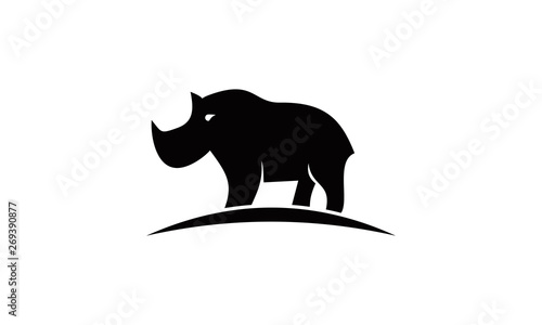 strong rhino logo
