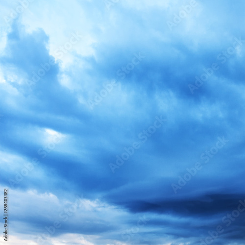 Textura, a background with a stormy sky ideal for weather information