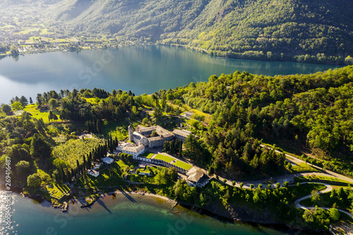 Fotografie Abbazia di Piona - San Nicola - Lago di Como (IT) - Priorato - Panoramica aerea