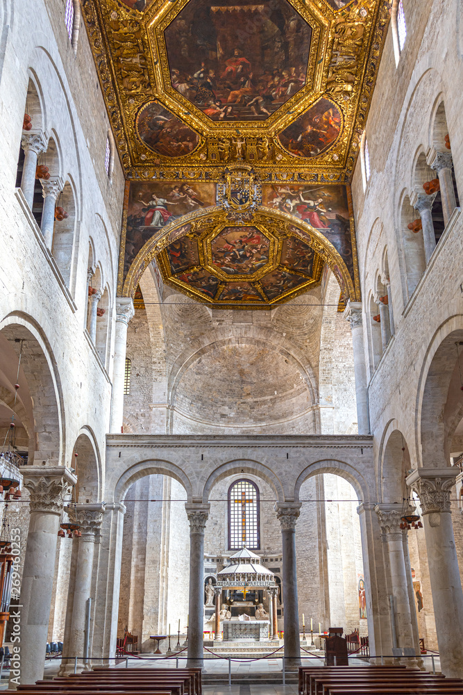 Basilica of Saint Nicholas, Bari, interior