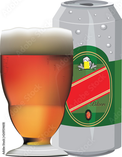  bicchiere e lattina di birra rossa