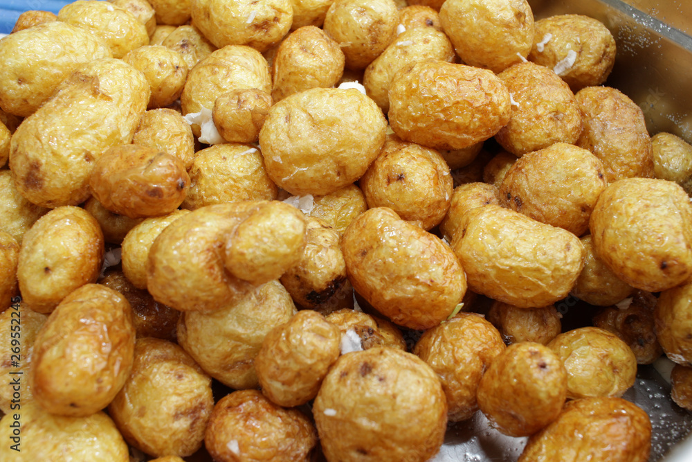 Fresh sauteed potatoes with garlic. Diet and healthy eating concept. Vegetarian food. Potato background texture. Fresh sauteed potatoes with garlic. Diet and healthy eating concept. Vegetarian food. Potato background texture.
