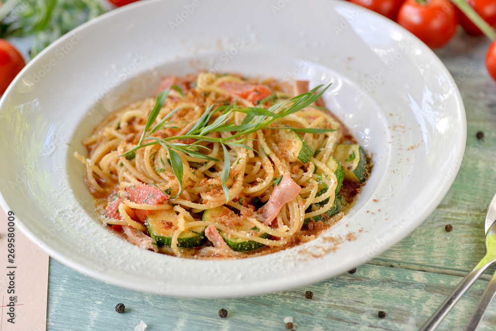 noodles with vegetables noodles with vegetables