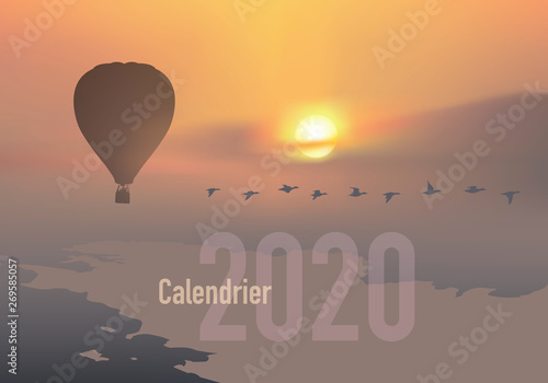 Calendrier 2020 prêt à imprimer en version française, composé d’une page de couverture et d’une page pour chaque mois. Il illustre le calme et la liberté avec des paysages naturels au crépuscule, surv