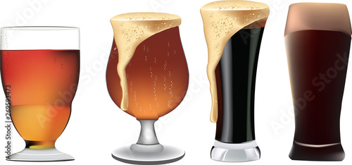 bicchieri di birra di varie qualità e colore