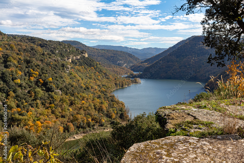 Meandering of the river Ter at its entrance to the Sau reservoir Meandering of the river Ter at its entrance to the Sau reservoir