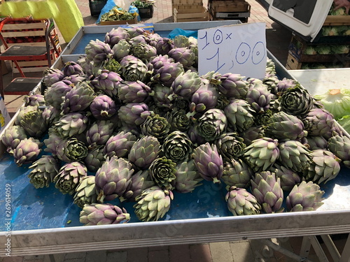 au marché dans les pouilles photo