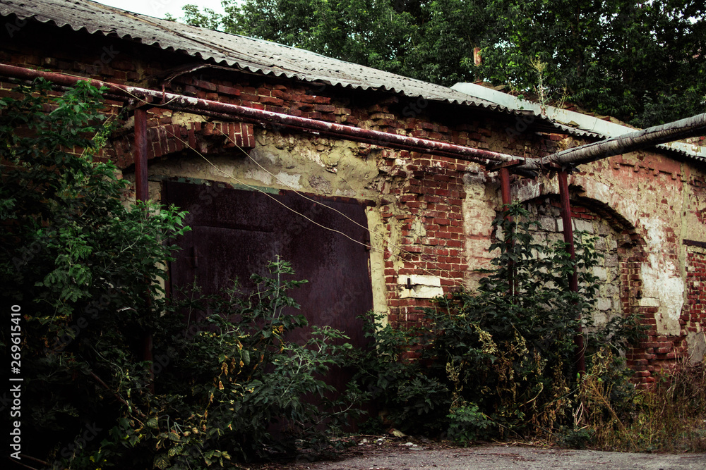 old house old house