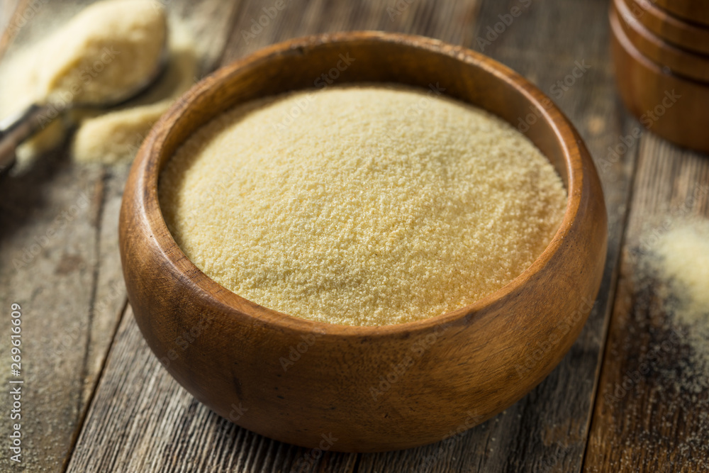 Dry Organic Semolina Durum Flour Dry Organic Semolina Durum Flour