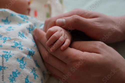 hands of the child