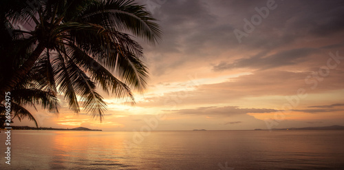 Paradiesischer Sonnenuntergang