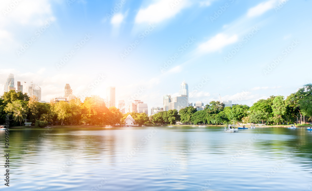 Φωτογραφία Scenic view of 'Lumphini Park' , The famous park at central of Bangkok , Thailan