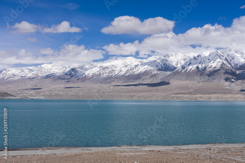Landscape view high land lake and reflection with clear blue sky, Xinjiang © sundaemorning