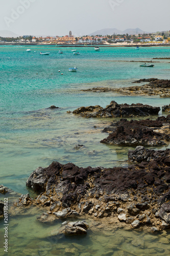 Bajos costeros junto al pueblo de Corralejo. Isla Fuerteventura. Provincia Las Palmas. Islas Canarias. España