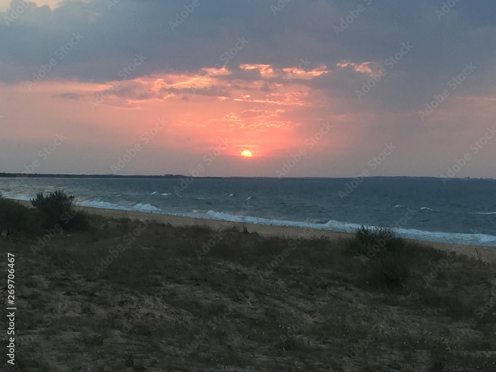 Obraz premium sunset on the beach 