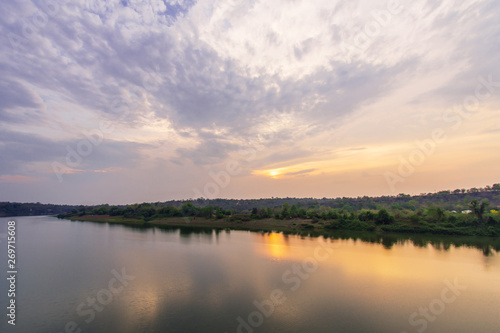 Fototapeta Naklejka Na Ścianę i Meble -  Beautiful reflection of twilight cloudscape at Mun river.