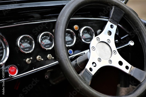 car steering wheel © Ulf