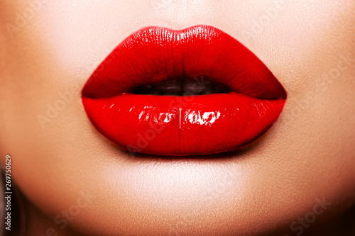 Tableau sur toile Sexy Red Lips close up