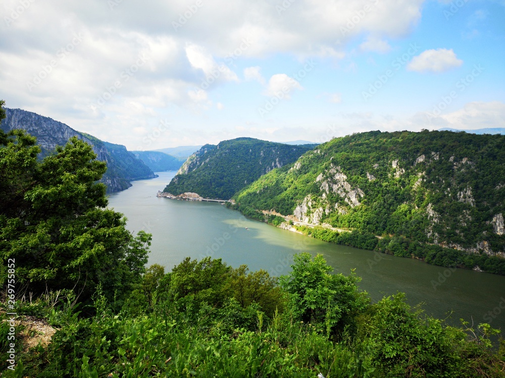Danube canyon - Cazanele Dunarii - Kazan Gorge
