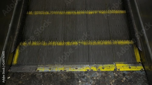 Rolltreppe der Prager U Bahn