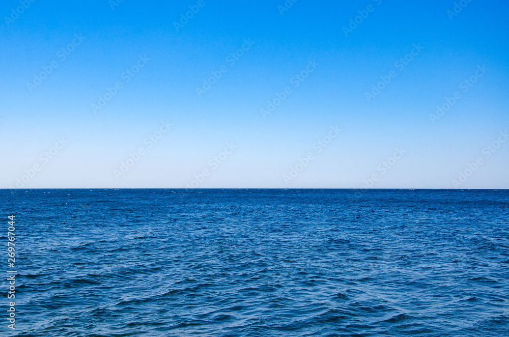 Fototapeta premium Seascape, view of sea horizon and blue sky