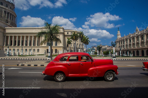 carro rojo  en La Habana Cuba photo