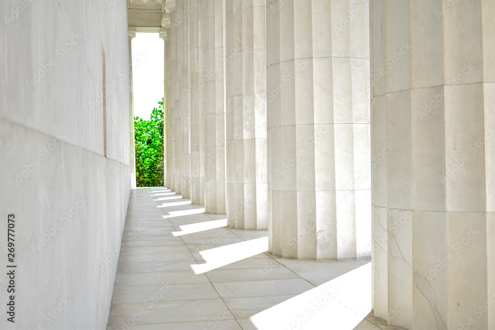Lincoln Memorial Columns