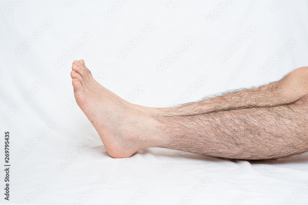 Fototapeta premium メンズ 脚脱毛 beforeイメージ