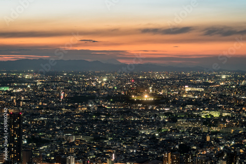 東京の都市風景 池袋から見る夕方の空２