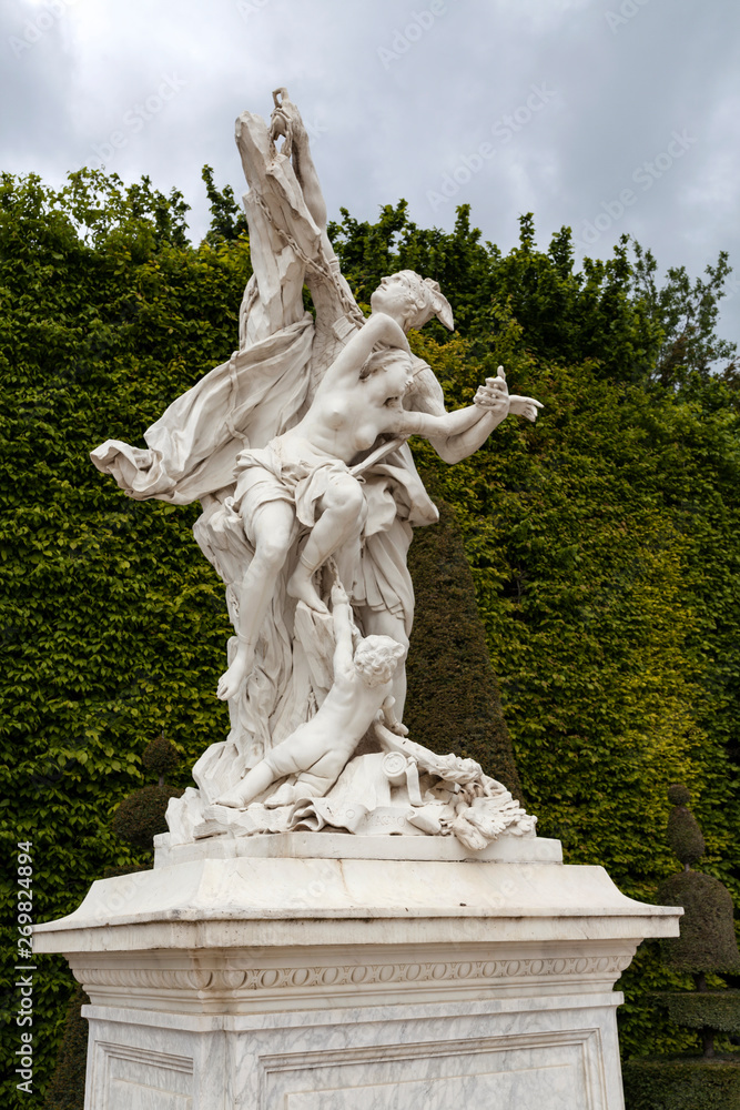 Statue of Perseus and Andromeda