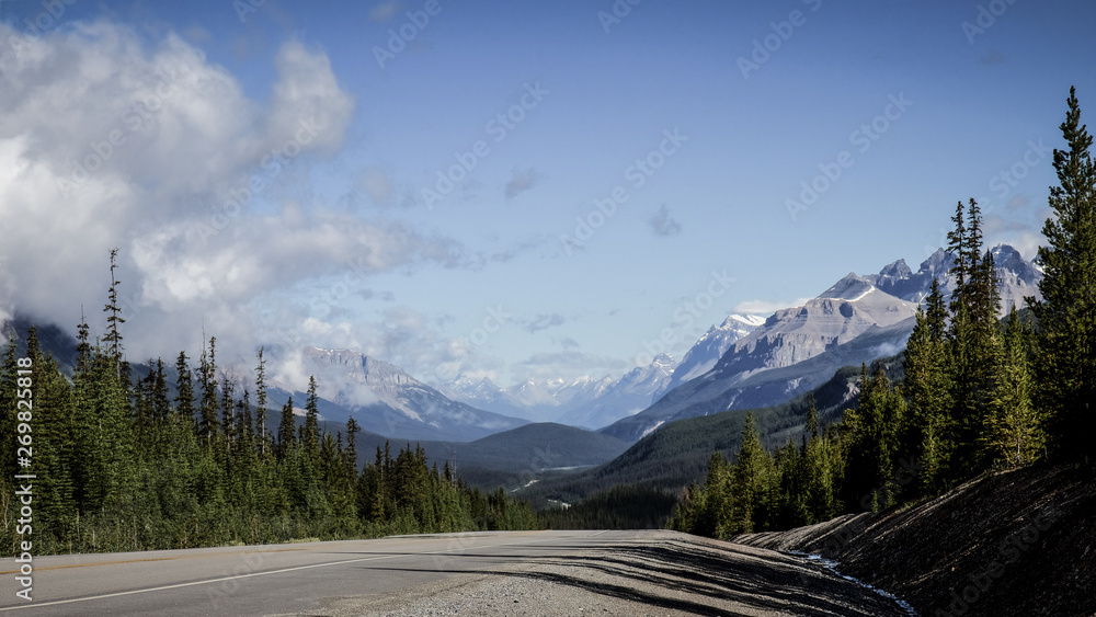 Route 93 in den Rocky Mountains, Kanada