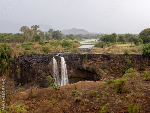 Obraz na płótnie Waterfall at the source of blue nile in the dry season, Ethiopia w salonie