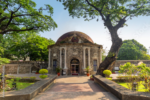 Paco park, Cementerio General de Dilaoin in Manila, philippines photo