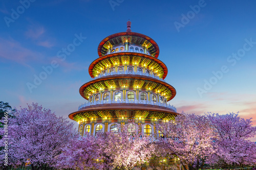 Obraz na płótnie Tien-Yuan temple with cherry blossom in Taipei w salonie