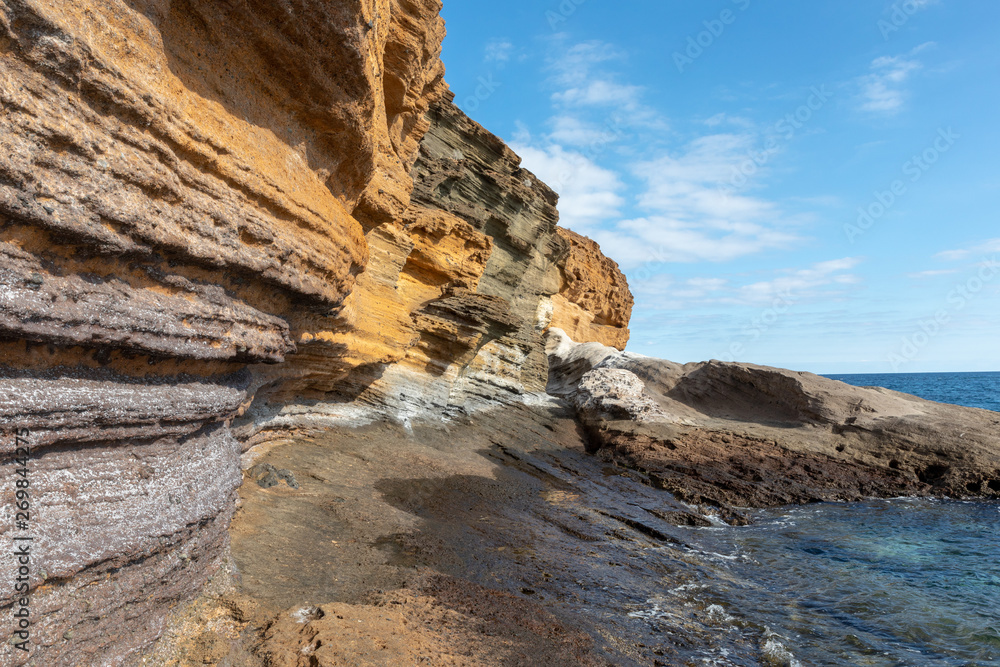 Obraz premium rock in the sea