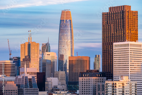 San Francisco downtown skyline © vichie81