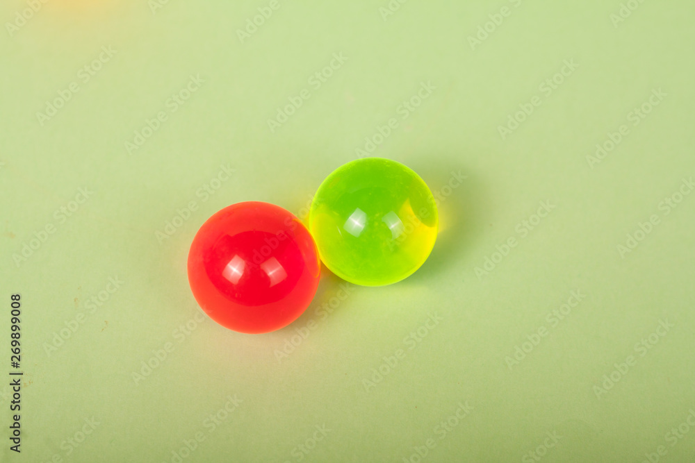 plastic balls plastic balls