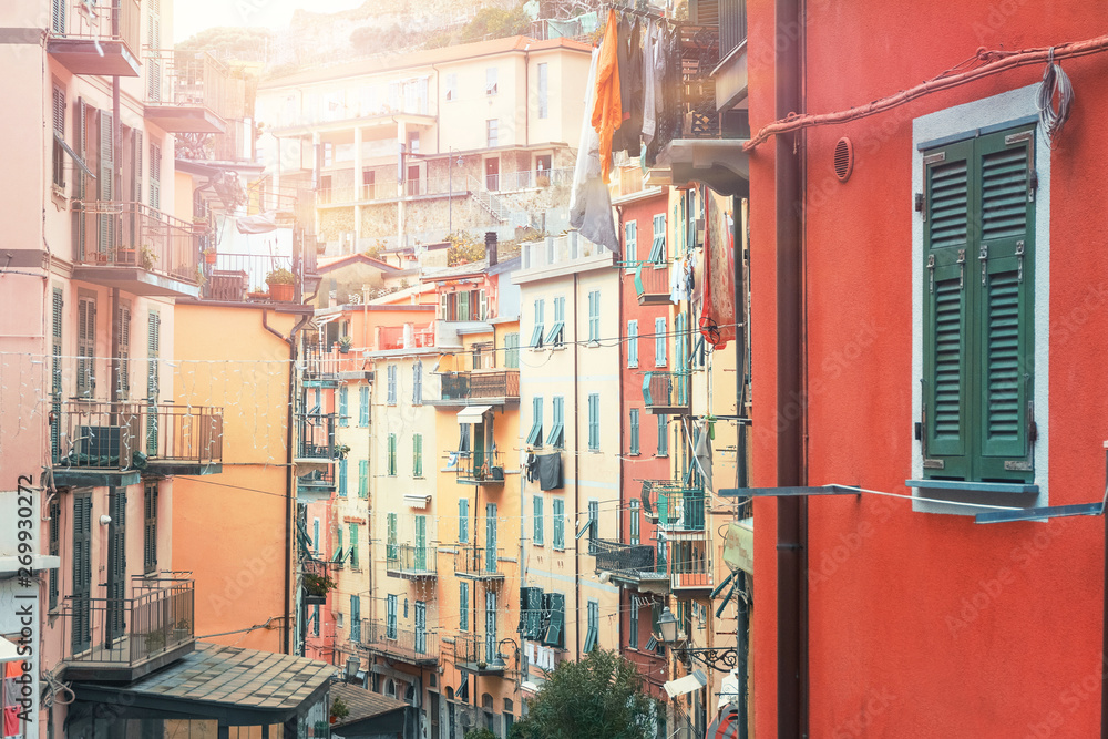 Φωτογραφία View of colored houses of Riomaggiore, Cinque Terre, Liguria, Italy